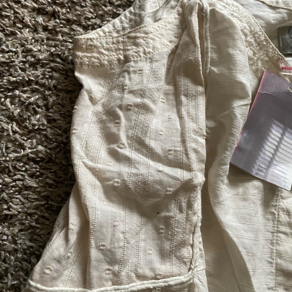 NWT top! - Picture 4 of 6